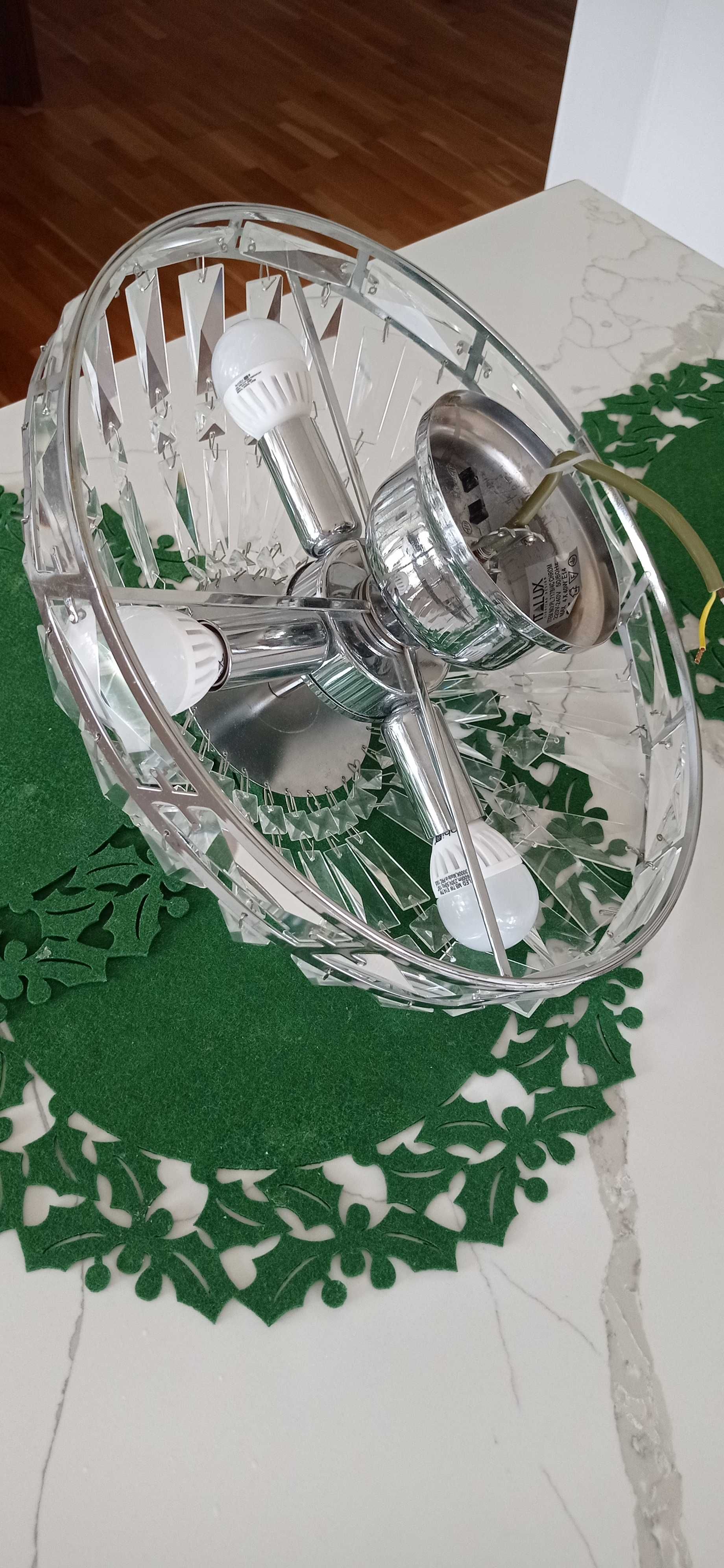 Lampy sufitowe do sypialni lub pokoju