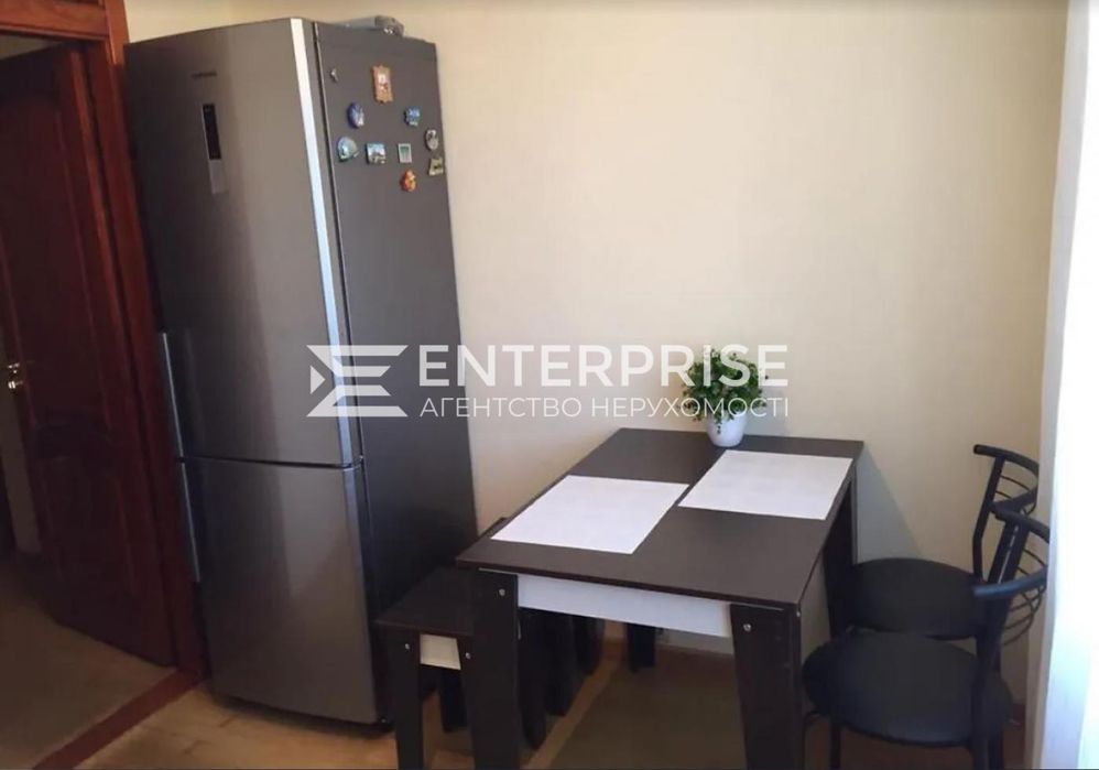 Продаж 2-к квартири з ремонтом та меблями  вул. Бальзака Троєщина