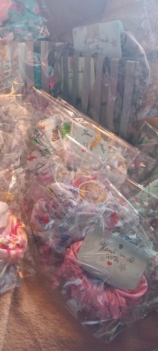 Scrunchies, elásticos de cabelo