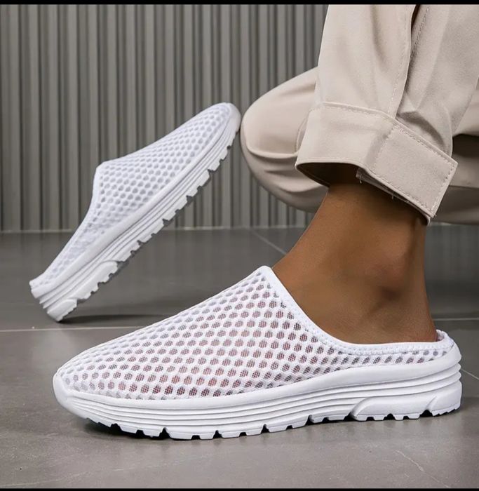 Жіночі, дихаючі кросівкі-мюли