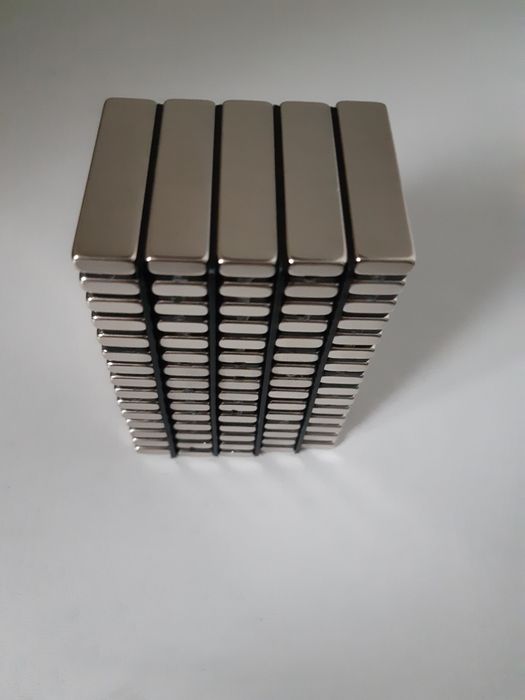 Magnesy Neodymowe 40mm x 10mm x 4mm 150szt 300zł