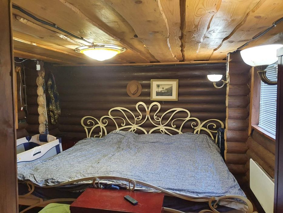 Распродаю мебель, КОВАННАЯ кровать,2800 на 2400, ДУБОВЫЕ столы стулья