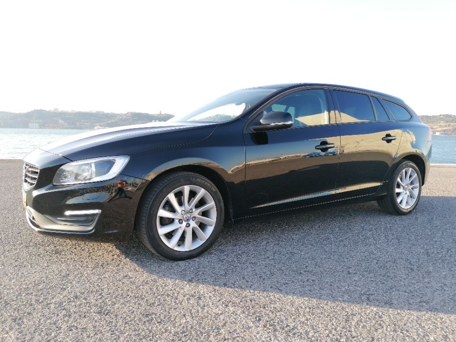 Volvo V60 D4 190cv