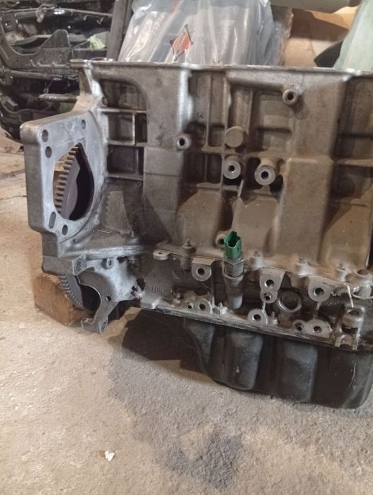 1.6EP6 Запчастини двигуна