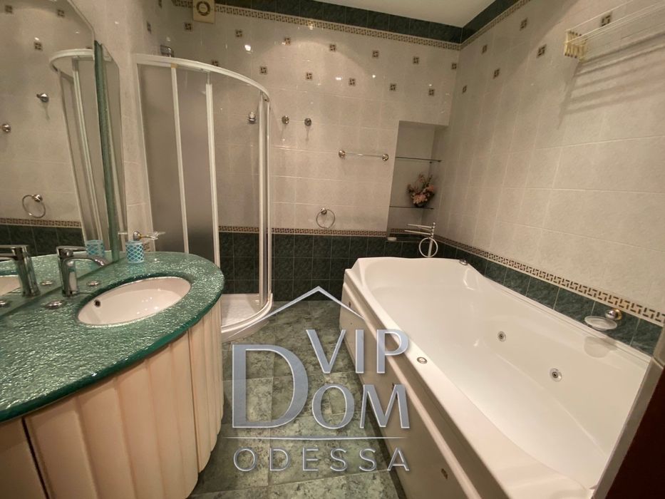 Французский бульвар, Дунаева’.Ключи