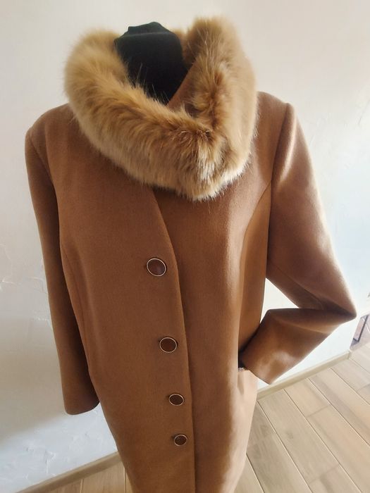 Wełniany płaszcz super jakość, jak nowy