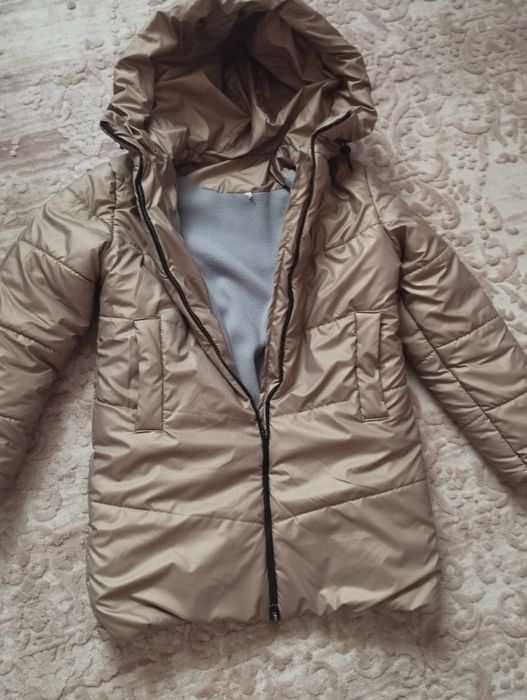 Куртка зимова для дівчинки,ріст 140