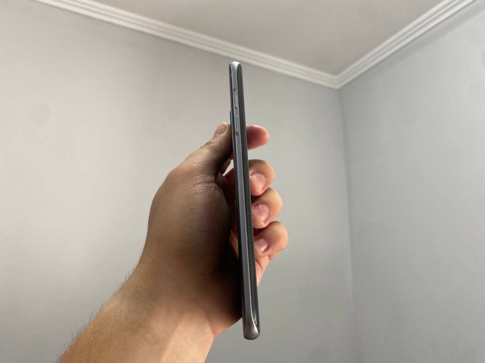 Смартфон Samsung Galaxy S7 Edge