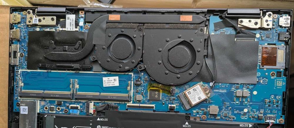 корпус топкейс кришка охолодження HP envy x360 15-ey0013dx