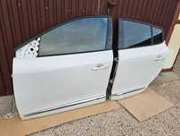 DRZWI PRZÓD PRZEDNIE LEWE RENAULT MEGANE III LIFT TEQNC BIAŁA PERŁA SUPER STAN ORYGINAŁ MOŻNA ZAŁOŻYĆ BEZ MALOWANIA