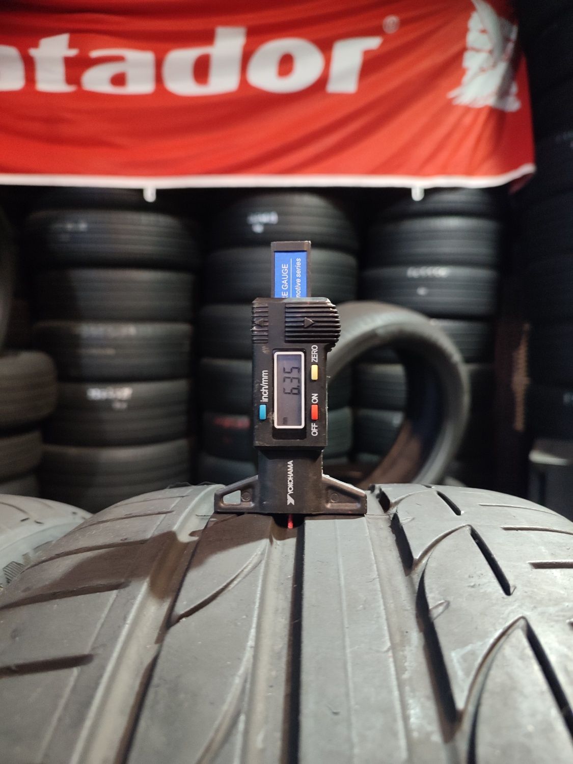 235/35/19 BRIDGESTONE Potenza S001