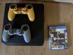 Playstation 4 + 2 comandos + FIFA 21