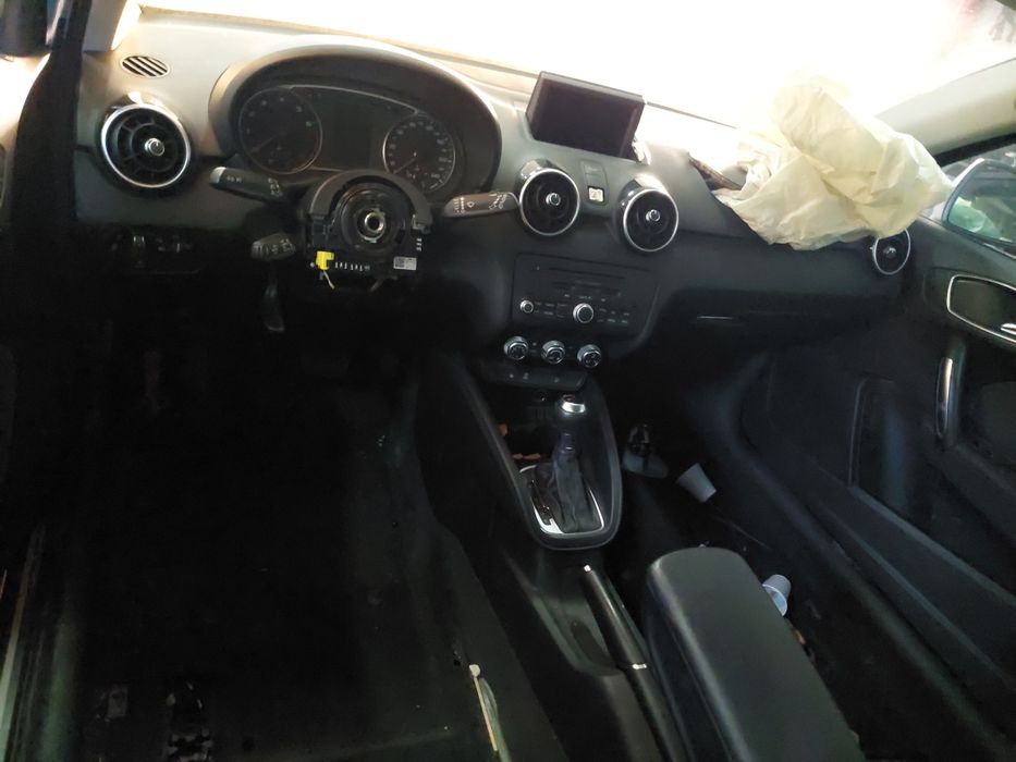 Audi A1 8× 1.4 TFSI todas as peças disponíveis