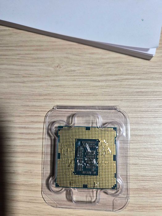 Procesor i7 3770 z chodzeniem