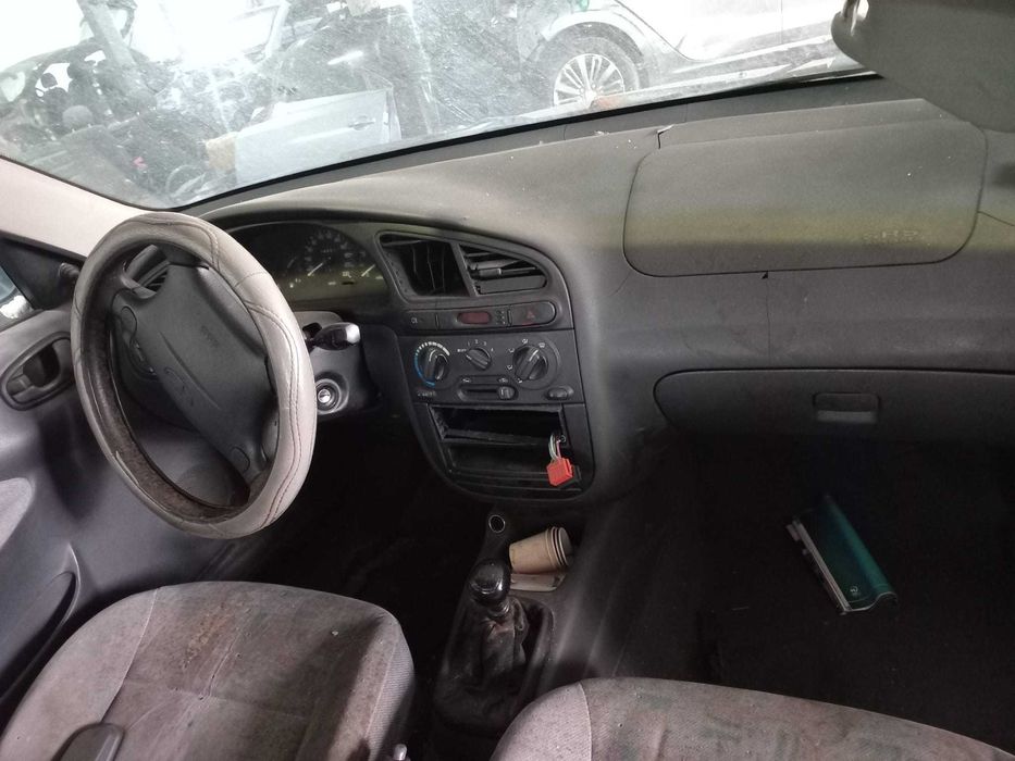Daewoo Lanos para peças