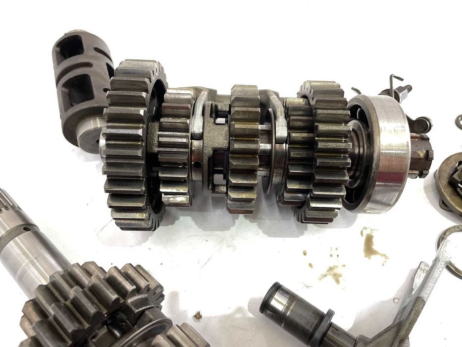 Suzuki Dr 800 Big Skrzynia biegów kompletna części