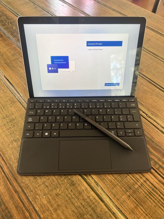 Surface Go 3 + Caneta + teclado + Bolsa