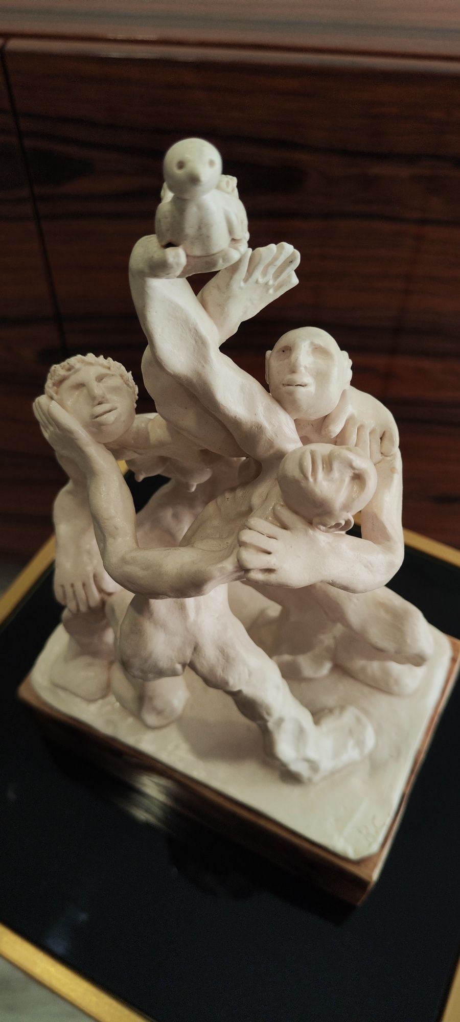 Estatueta feita à mão cerâmica