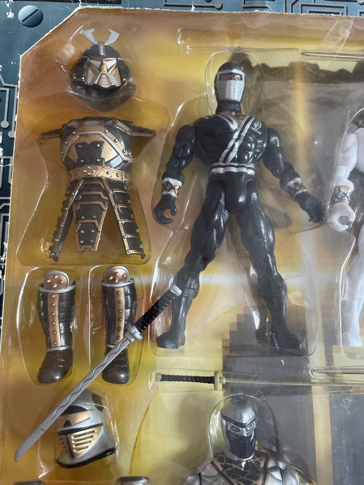 Figurka Ninja Ciber akcesoria zestaw unikat Nindża ruchome