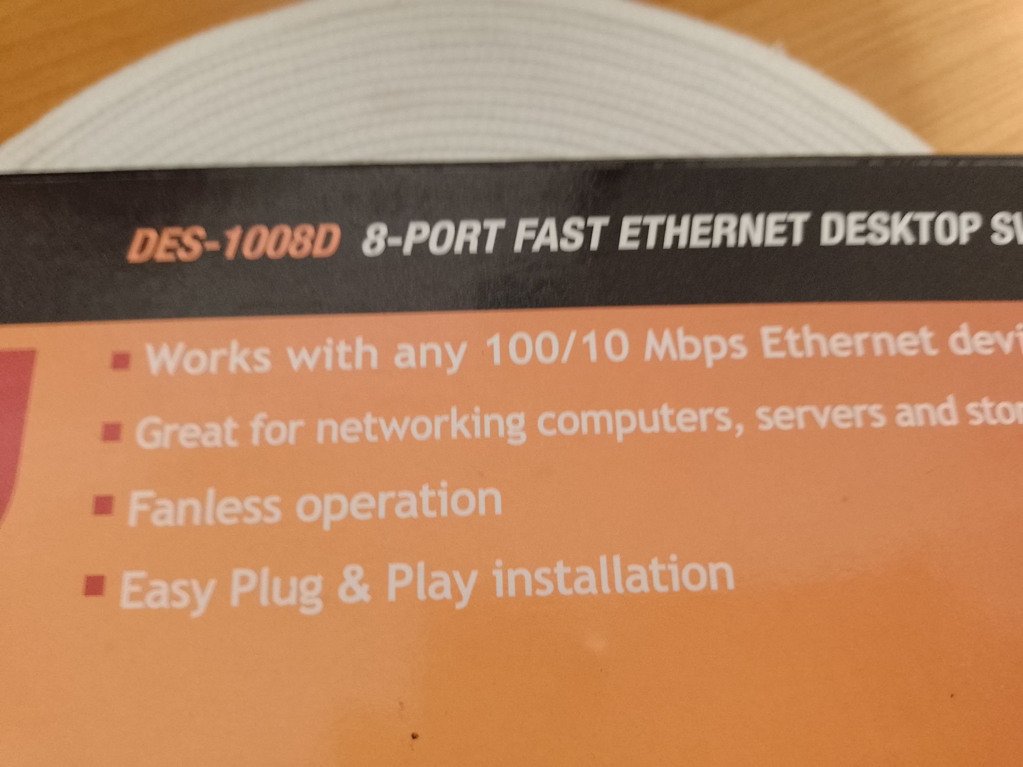 Sprzedam nowy router D - link Des - 1008D