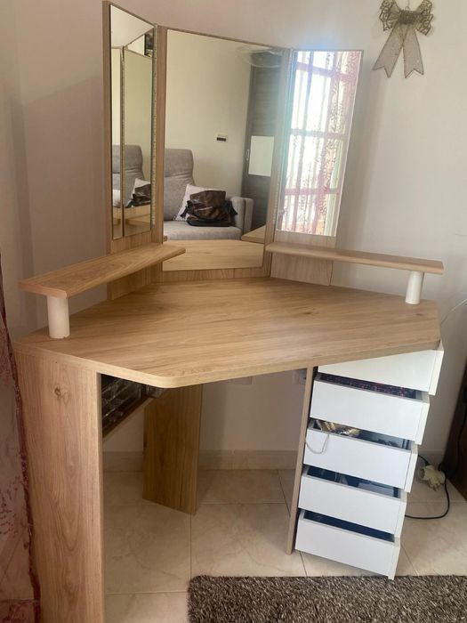 Toucodor com espelho