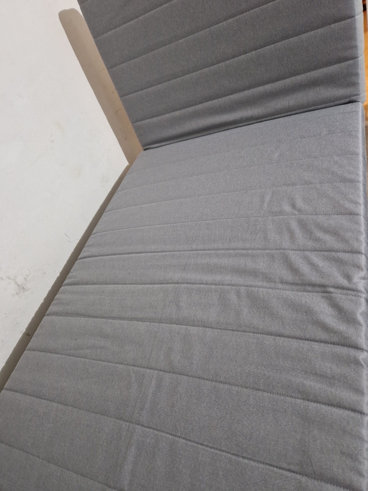 Poltrona cama usada