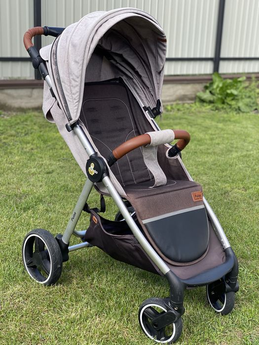 Прогулянкова коляска CARRELLO Pulse