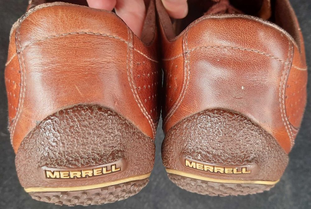 Merrell шкіряні кросівки