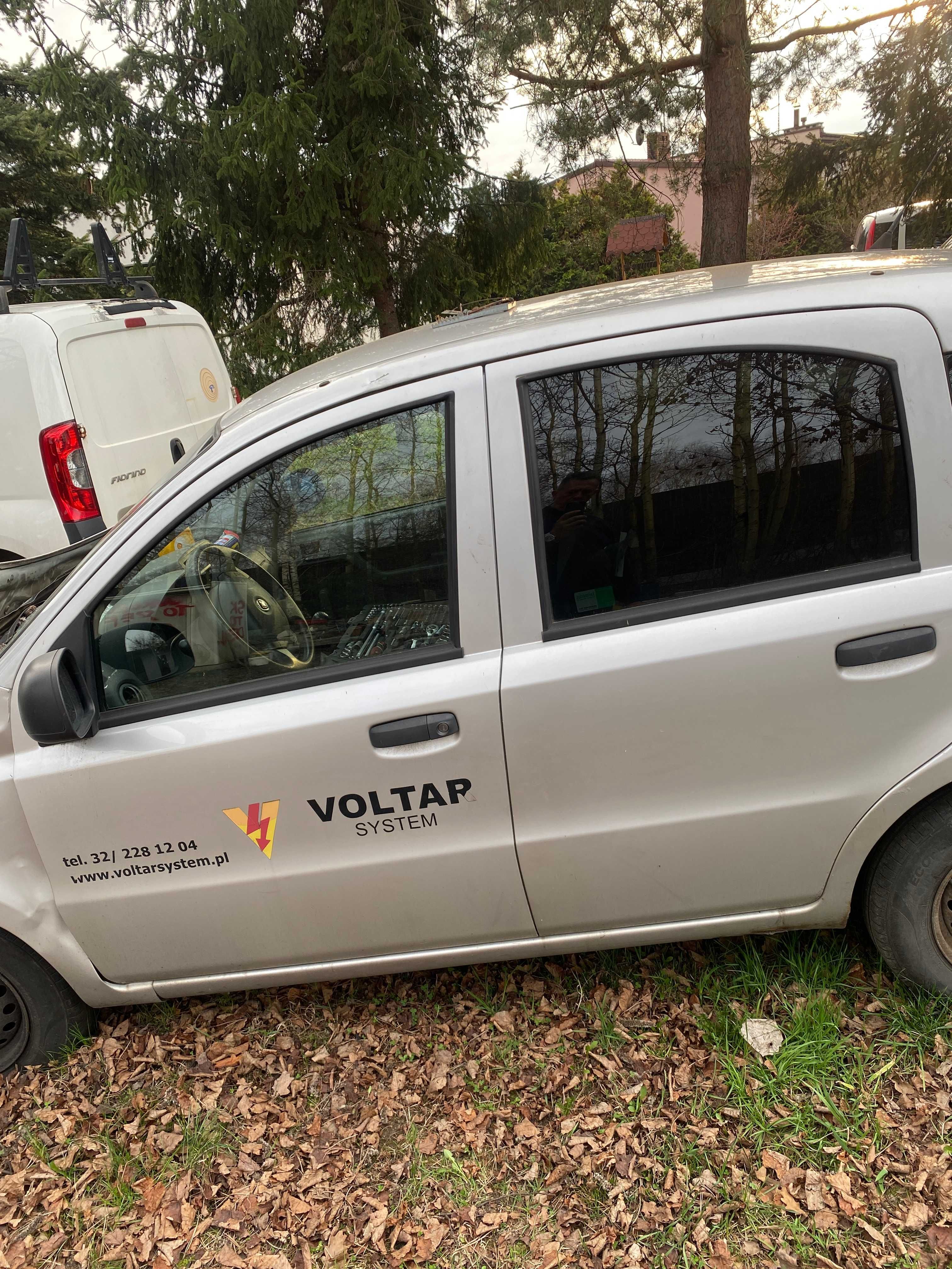 SILNIK 1,2 Fiat Panda , drzwi przednie i tylne , lampy.