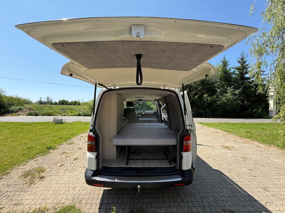Wynajem Kampera Campervana VW California Nowa Zabudowa 2025 BusKamper