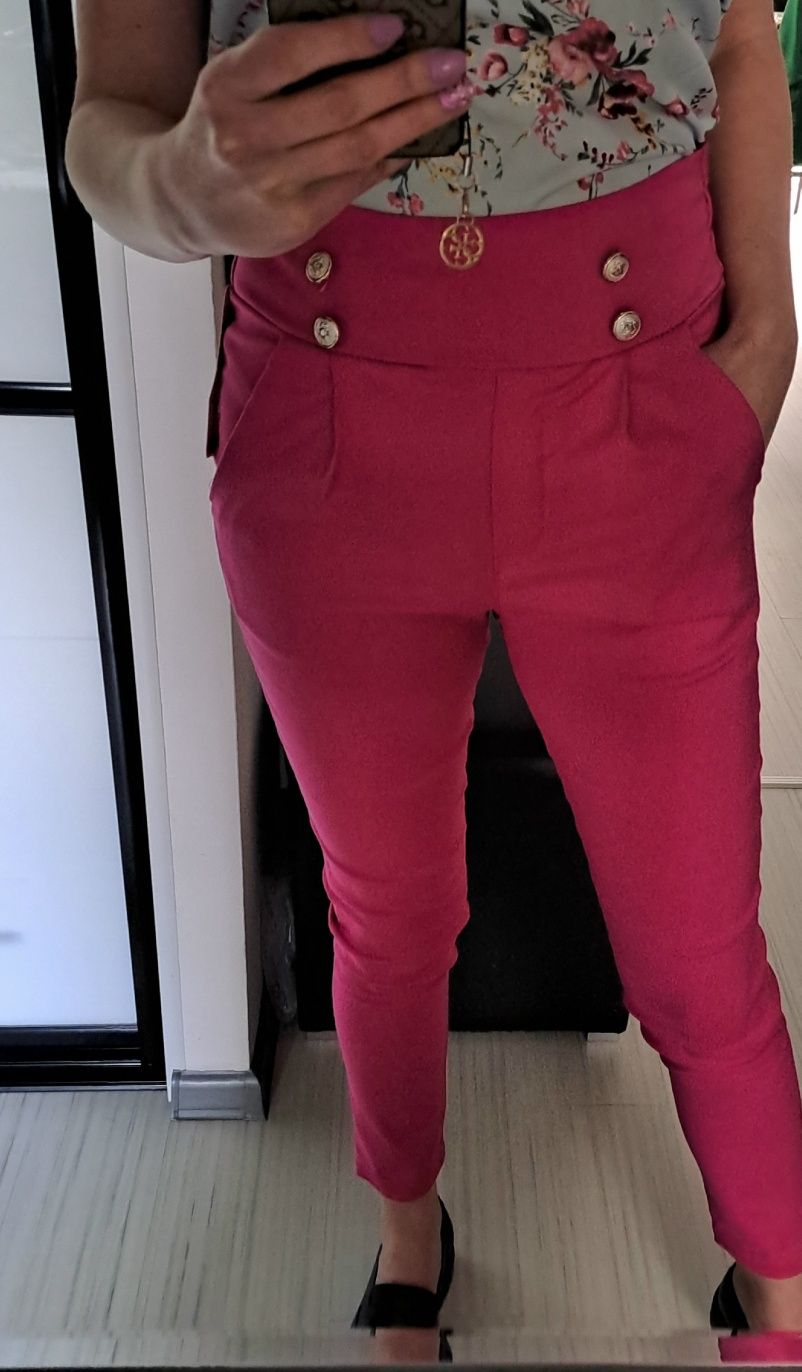 Hit! kolor fuksja spodnie w pasie guma,ozdobne guziczki S,M
