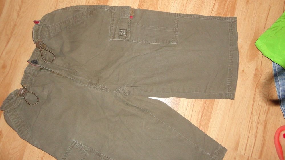 Krótkie spodenki dla chłopca roz. 146-152 cm zestaw