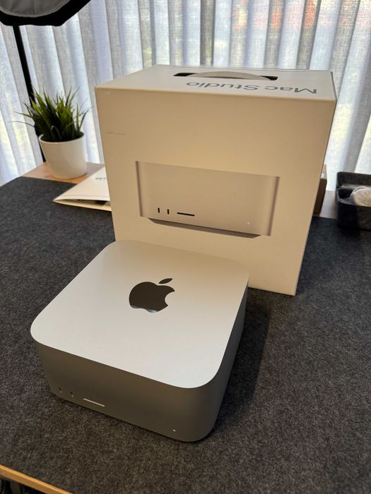 Mac Studio | 2023 | M2 Max | 32GB | 512GB SSD | GPU 30-core