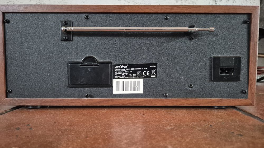 Radio-budzik Elta 3506