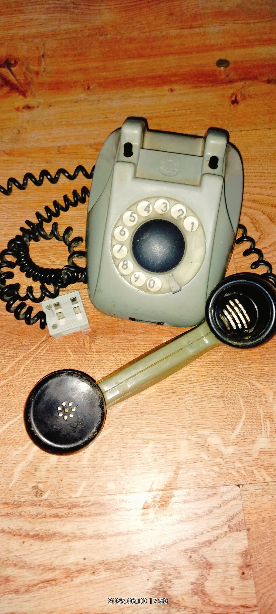 Telefon stacjonarny