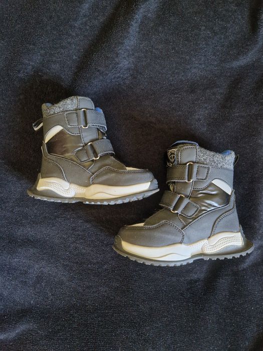 Зимние сапожки на мальчика