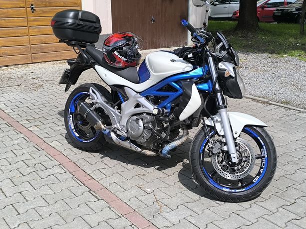 Mój prywatny Suzuki Gladius "gladiator "w bardzo dobrym stanie