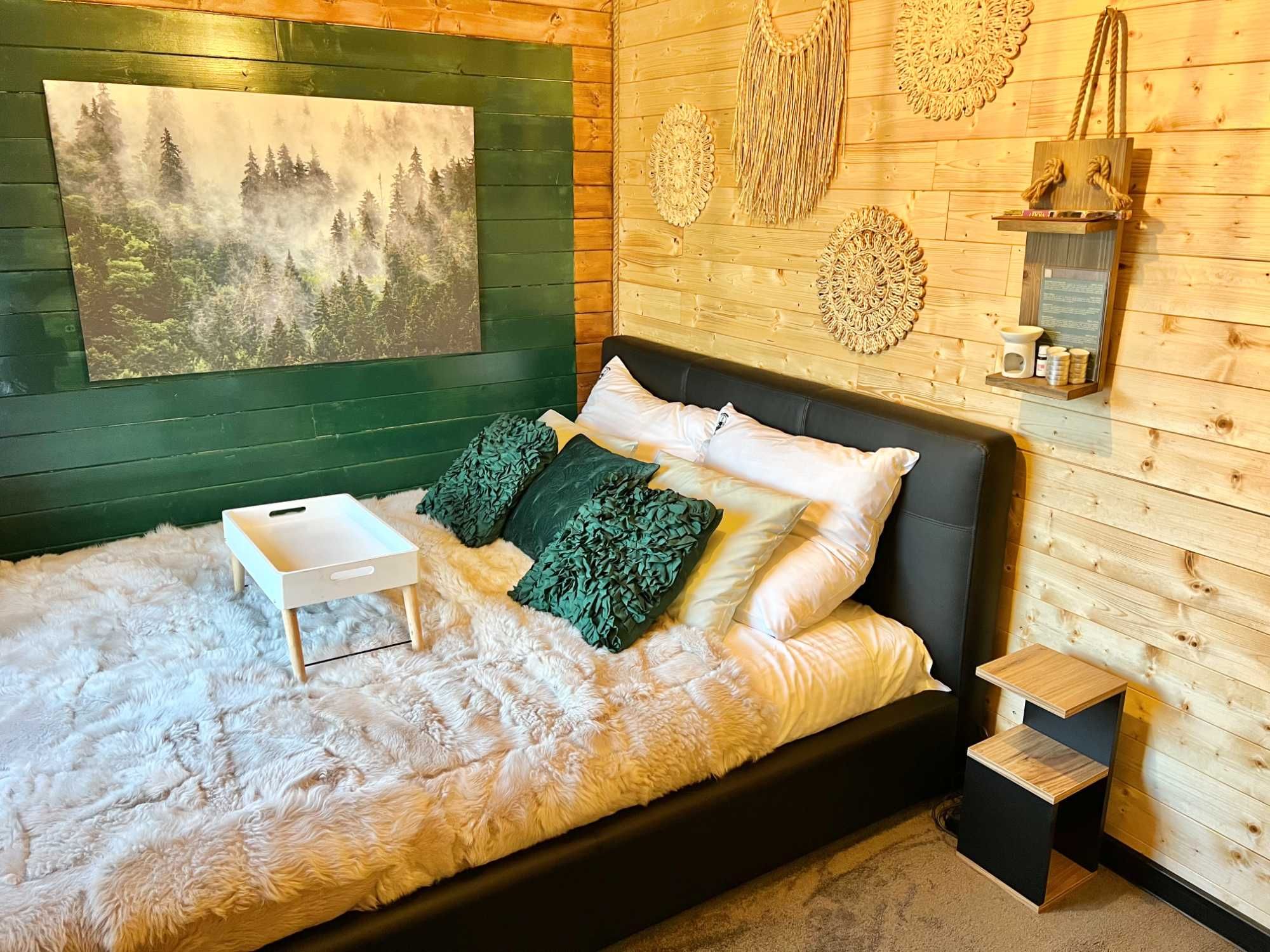 Domek z jacuzzi sauną na wyłączność Na szczycie wzgórza do 1700m2