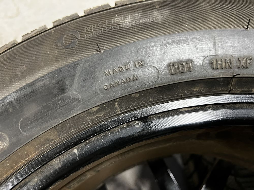 Резина зима MICHELIN 235/60 R18 2022 року, ідеальний стан