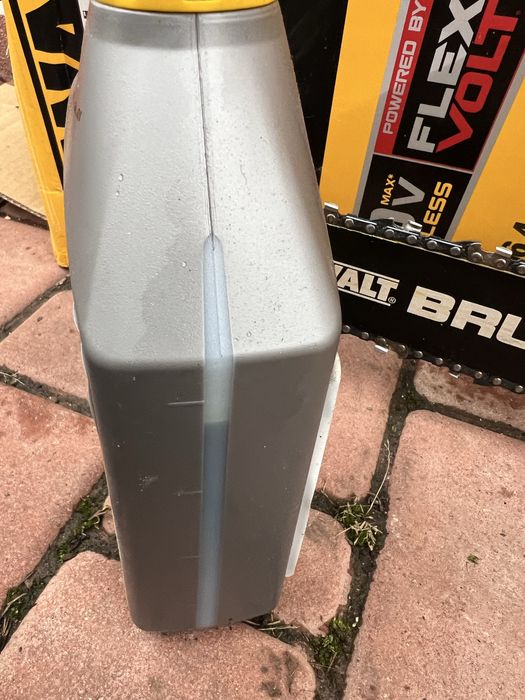 Акумуляторна ланцюгова пила DEWALT DCCS670B (DCM575N) Flexvolt 60v