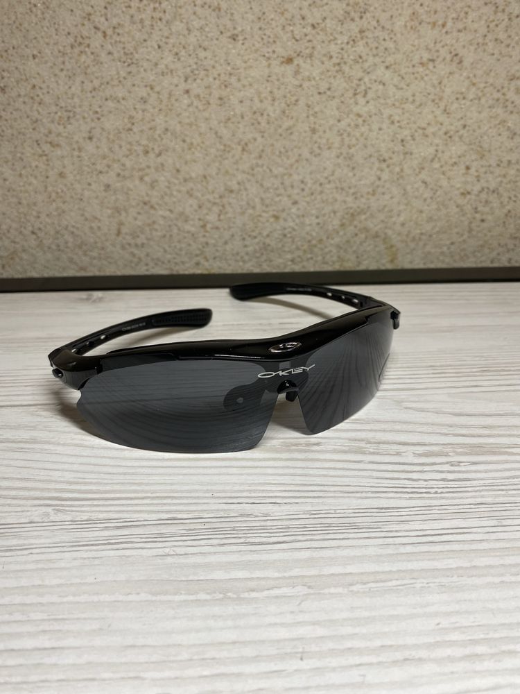 Тактичні окуляри Oakley