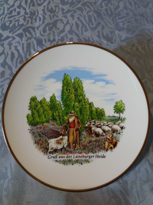 Тарелки коллекционные, декоративные, на стену. Германия.