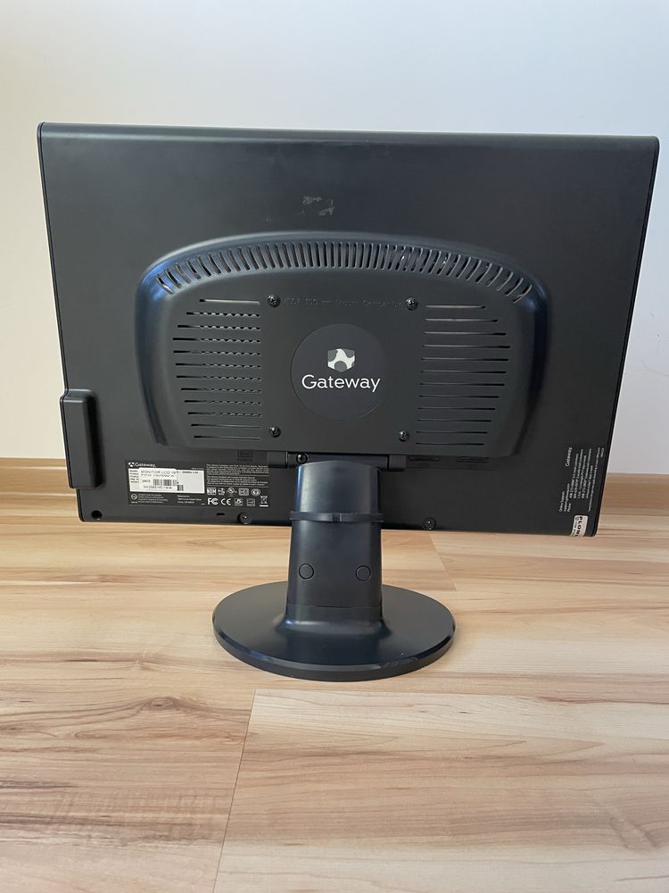Monitor Gateway FPD 1935W 19”