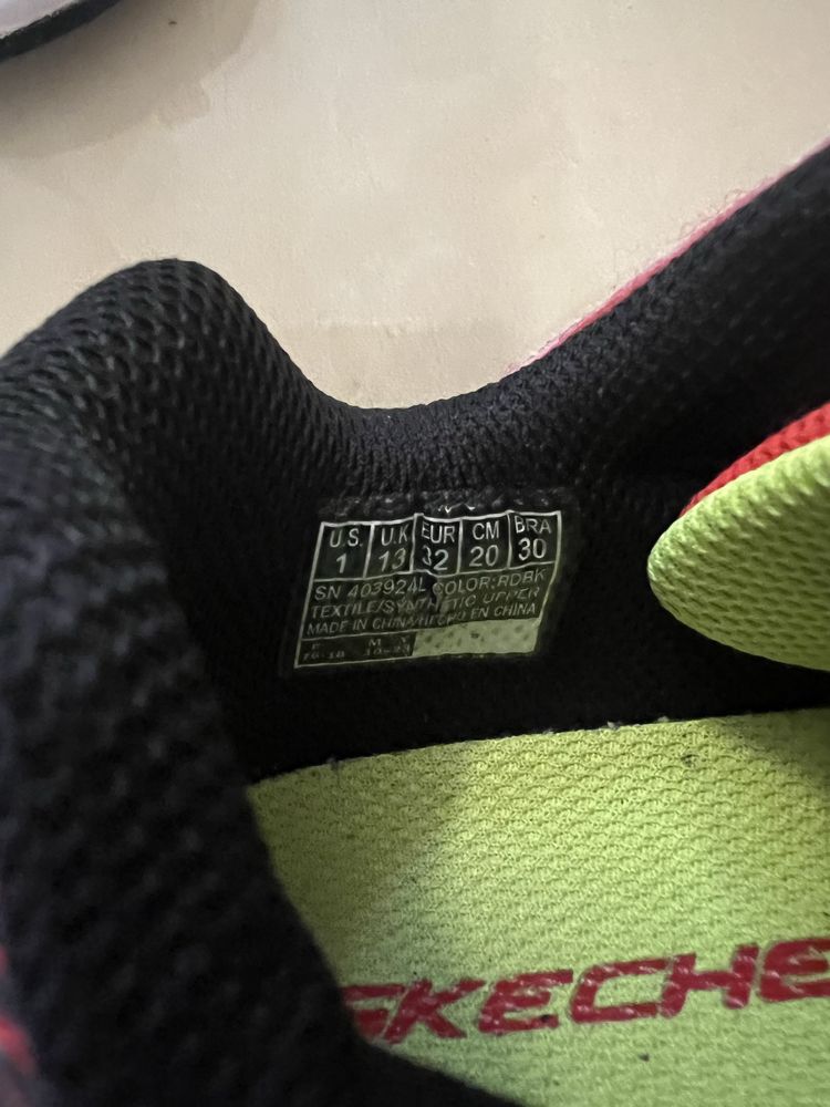 32 skechers czerwone buty sneakersy