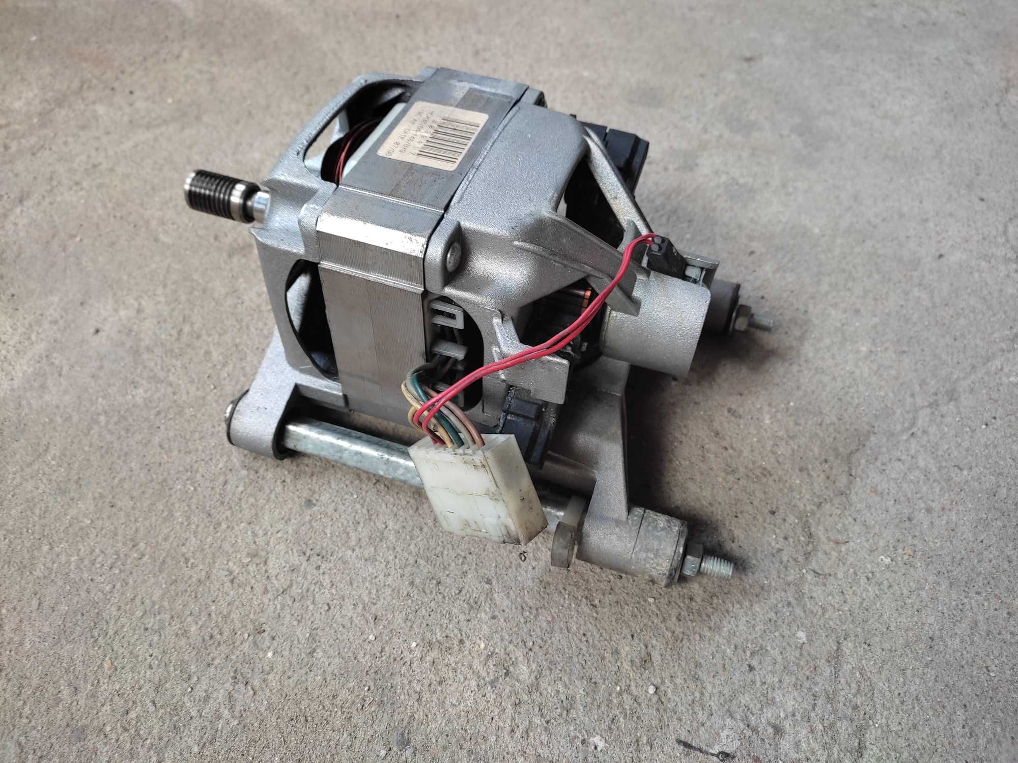 Sprawny silnik pralki Bosch WFB 1604