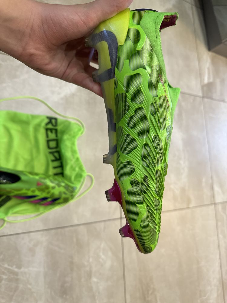 Бутсы Adidas predator