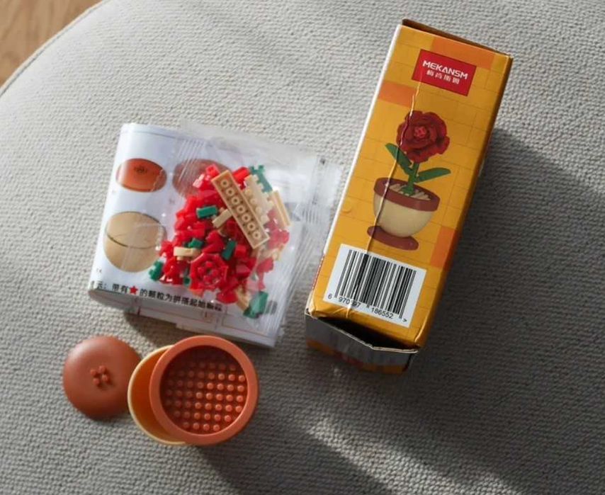 Klocki nowe mini kwiat róża w doniczce