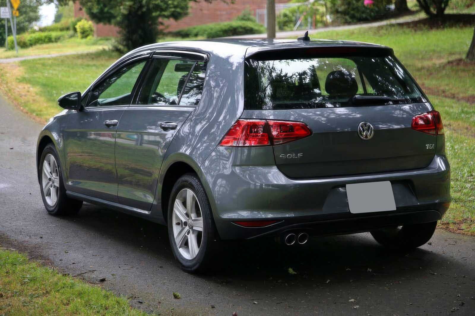 2015 Volkswagen Golf TDI S
