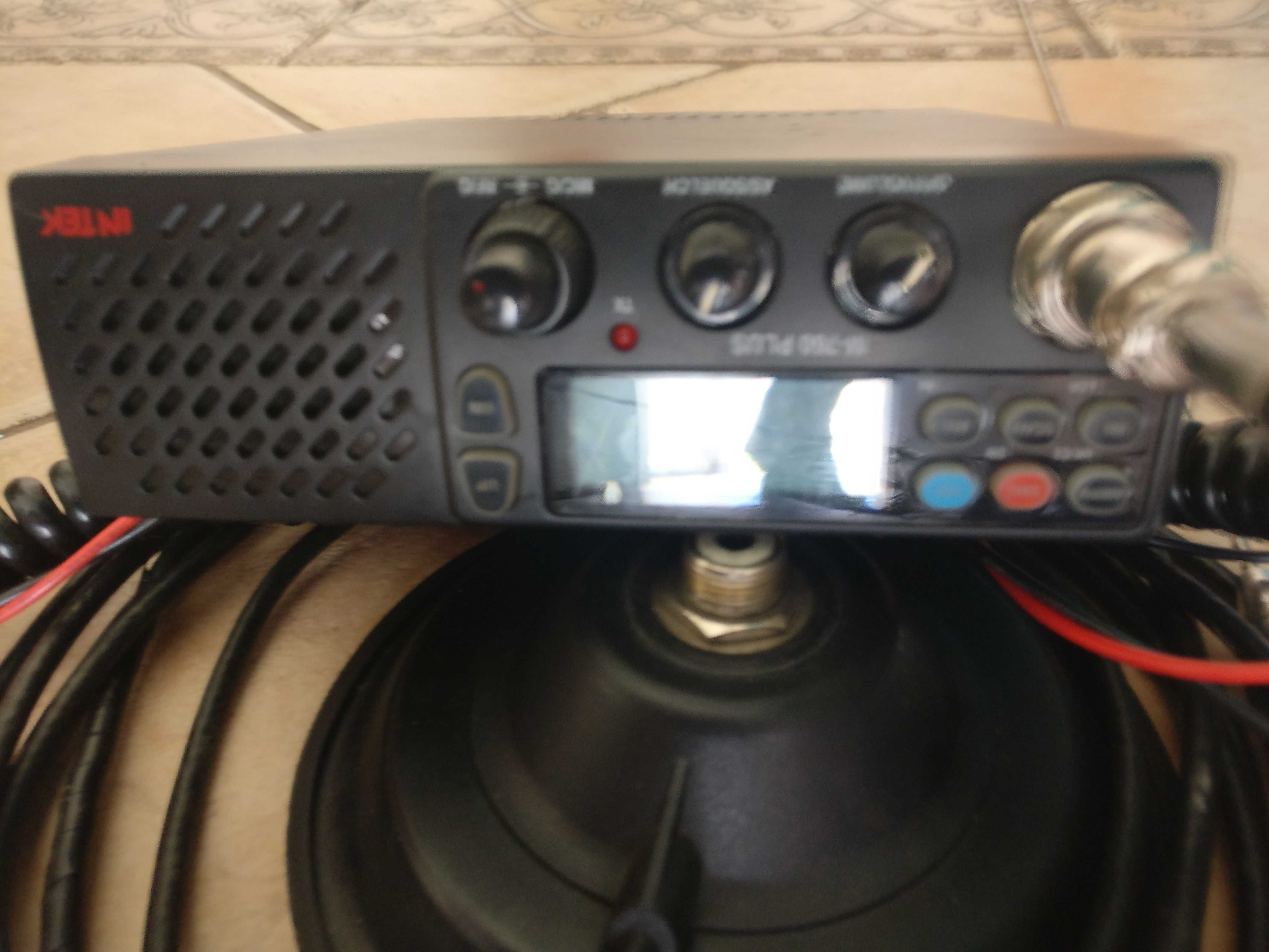 CB radio INTEK M-760 Plus