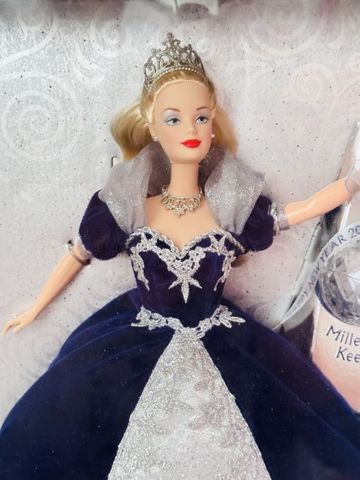 Lalka Barbie Millennium Princess Special Millennium Edition 2000